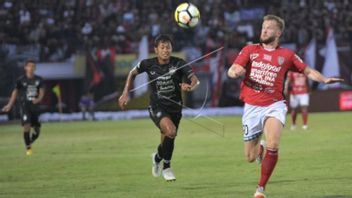 On Loan At Dutch League 2 Club De Graafschap, Melvin Platje Promises To Return To Bali United For The AFC Cup