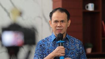 Le Parti Gelora S’appuie Sur Le Ministre Des Affaires Sociales Pour Fournir De L’éducation Sur Covid-19