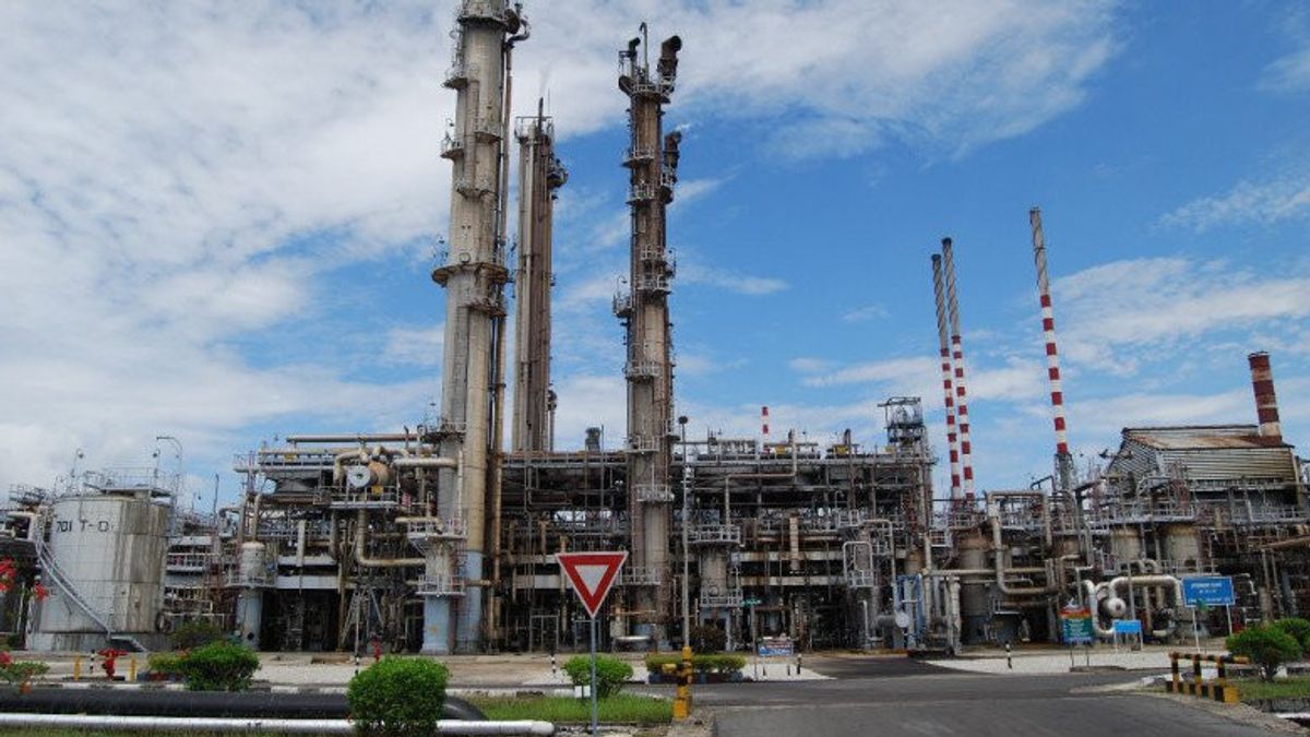 Pertamina Leave Compensation To Communities Affected By Dumai Refinery Fire