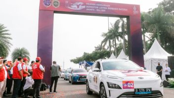 Diikuti 20 Unit Kendaraan, PLN Sukseskan Tour Mobil Listrik Jakarta-Bali Bersama Kemenhub
