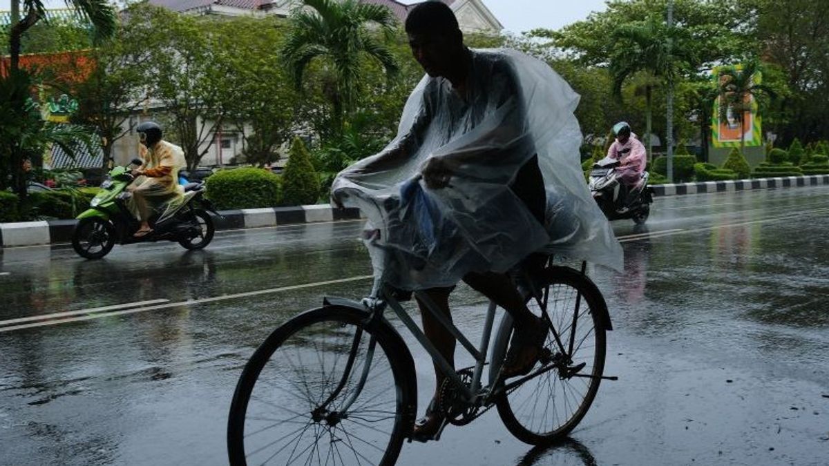 今天，BMKG预测印度尼西亚部分地区将下雨