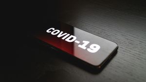 <i>Update</i> COVID-19 per 4 November: Kasus Baru 3.356, Total 421.731 Kasus