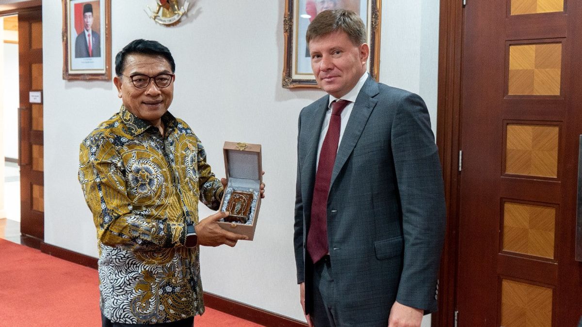 مويلدوكو يقدر خطة التعاون بين PT Dirgantara Indonesia و Irkut Corporation من روسيا