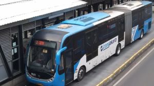 Jakarta Tergenang Selepas Hujan, Transjakarta Alihkan Sejumlah Rute Ini