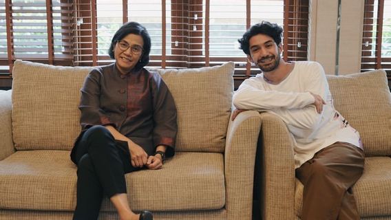 Effet De La Rupture De La Série Kite, Sri Mulyani Devant Reza Rahadian: Le Gouvernement Soutiendra Les Ressources Humaines Créatives Du Cinéma Par L’éducation Et Les Bourses D’études