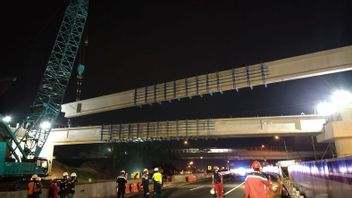 ジャサ・マルガ、ジャペックIIセラタン有料橋桁の設置を継続
