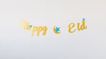 Prompt AI Turns Selfie Photos into Eid Greetings, Here's How