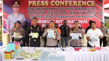 Carrying 10 Kg Of Crystal Methamphetamine And Tens Of Thousands Of Ecstasy Pills Arrested In Bengkalis