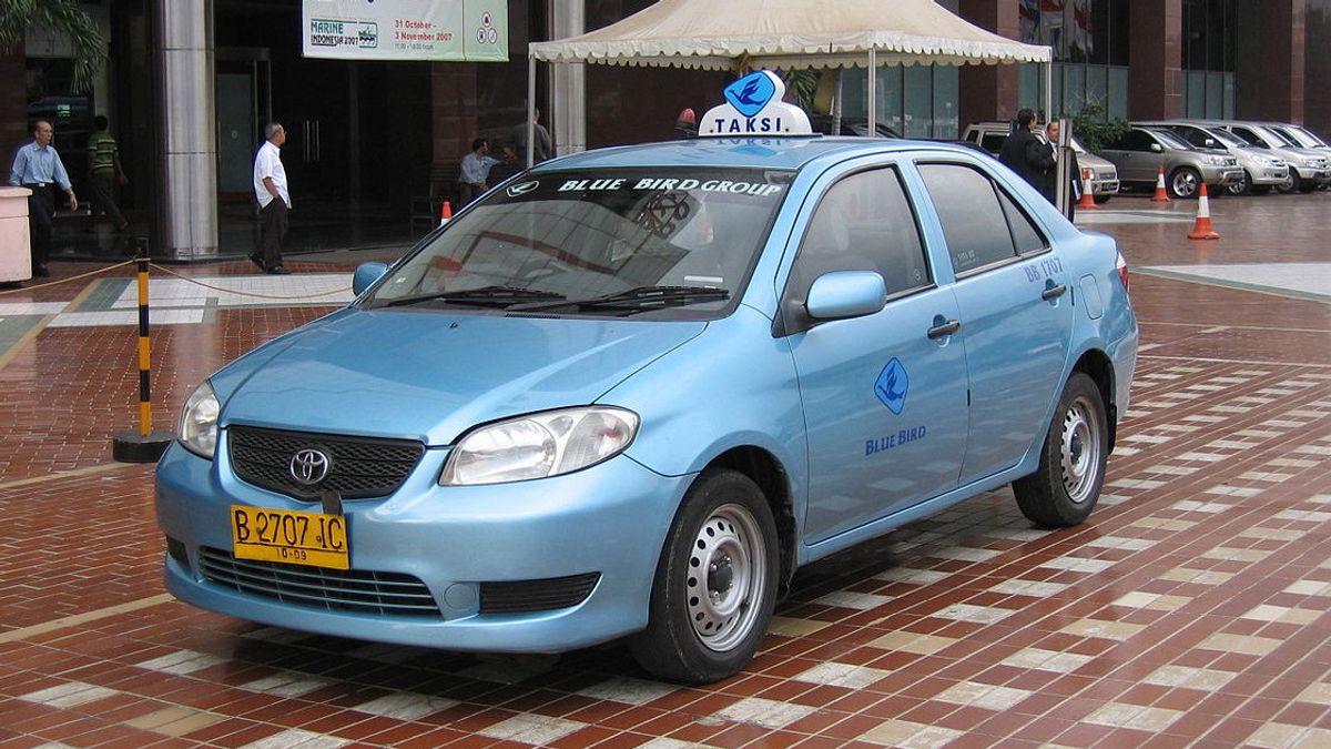 Perusahaan Taksi Blue Bird Milik Konglomerat Purnomo Prawiro Raih Penghargaan di Level Asia