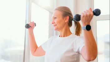 健康生活方式 关键 女性在月经前保持健康和幸福