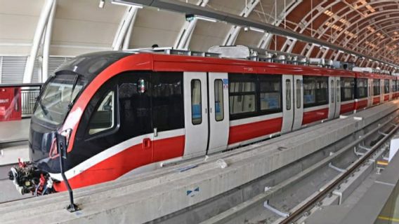 Pintu LRT Jabodebek Pendek, Pengelola: Desainnya untuk Tinggi Badan WNI 160 Sentimeter