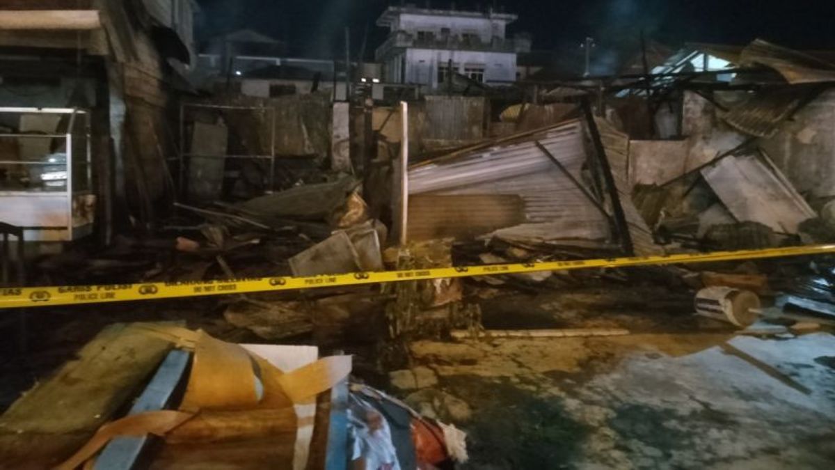  Kebakaran di Manado Hanguskan Lima Rumah