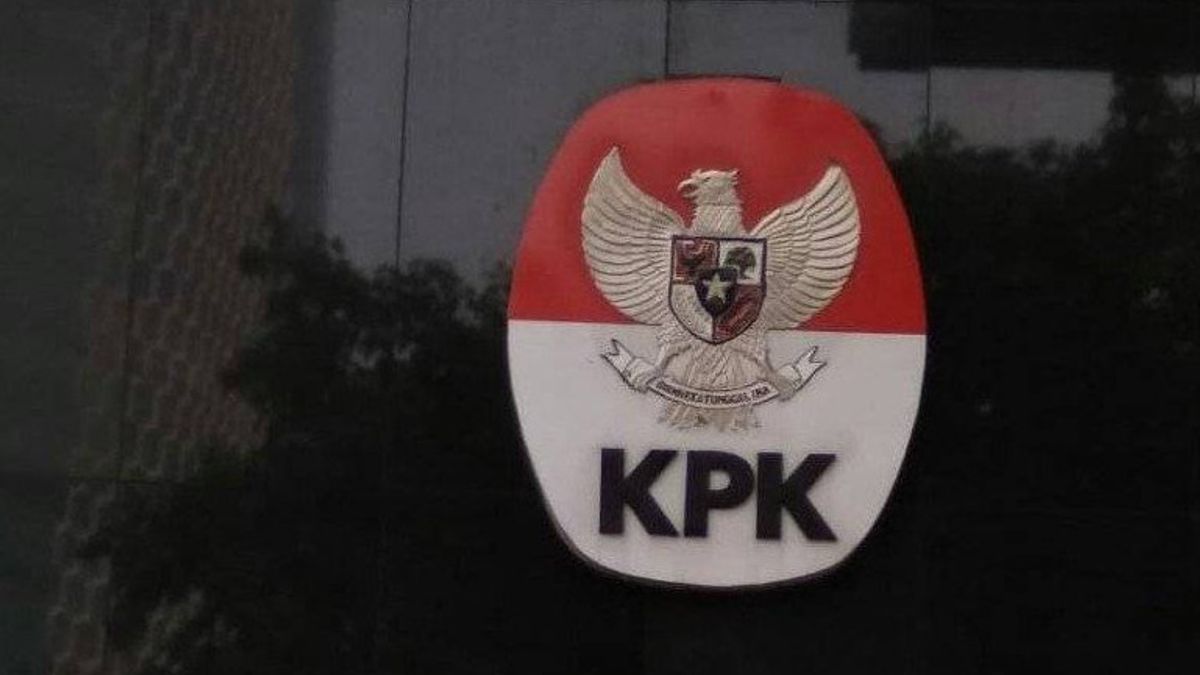 وتركز محاكمة الطائرات الخاصة في كايسانغ بانغاريب على التحقيق فيها من قبل KPK من خلال شكاوى مجتمعية