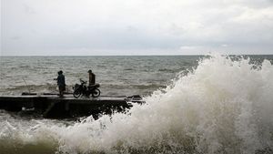 Laut Indonesia Simpan 4,6 Miliar Kubik Logam Tanah Jarang