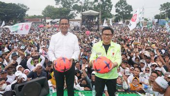 Jokowi ne fait pas de Risma lors de la distribution de bansos, Anies: Le pays ne peut pas être organisé pour le goût