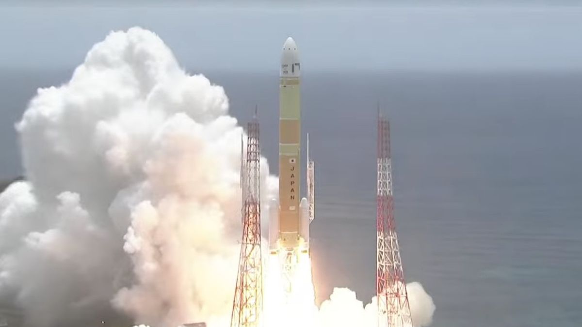 Japan Launches ALOS-4 Satellite To Monitor Earth's Situation