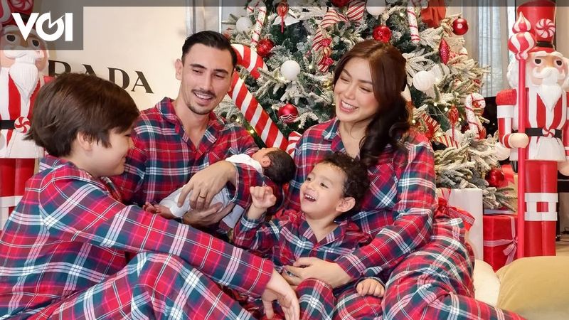 Potret Keluarga Jessica Iskandar Dan Vincent Verhaag Bernuansa Natal