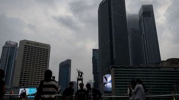 Jakarta Diprediksi Berawan Sepanjang Hari, Hujan Ringan Sore hingga Malam