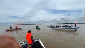 Kapal Pengangkut Sawit Tenggelam di Muara Sungai Bebatu, Ini Dugaan Penyebab Kecelakaan