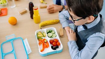 어린이 비만 증가, WHO, 학교에서 건강한 식습관 촉진