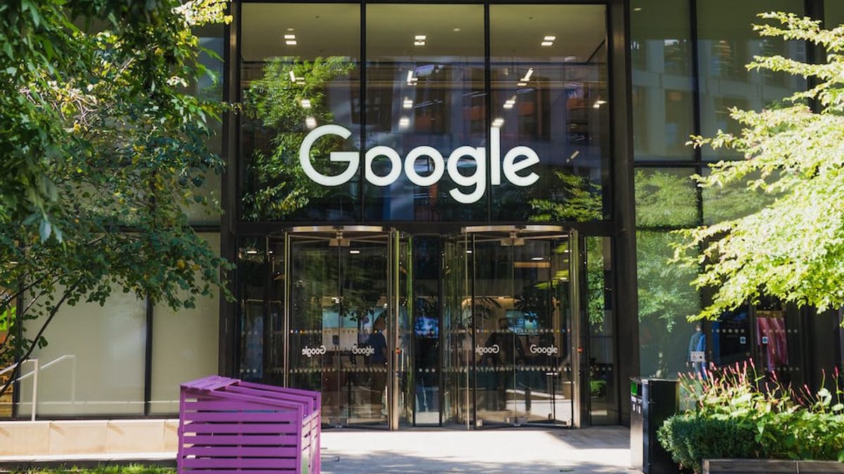 قائمة شركات تكنولوجيا تسريح الموظفين في 2022-2023 ، أصبحت Google الأحدث!