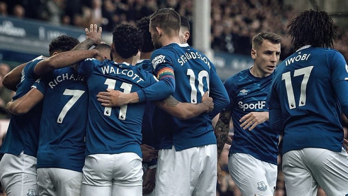 There Are Chants Of Homophobia In The Everton Match Against Chelsea