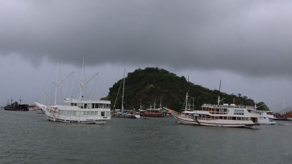 Avertissement BMKG: Surveillez les potentiels de la météo extrême à Labuan Bajo pendant Nataru
