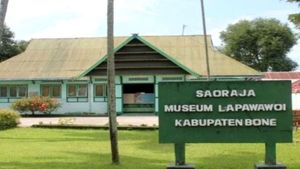 Pencuri Gasak Hampir Semua Pusaka Kerajaan Bone yang Disimpan di Museum La Pawowi 