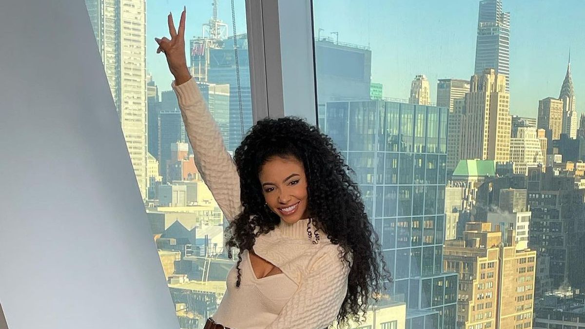 Miss USA 2019 Jumps From The 60th Floor, Cheslie Kryst's Last Post Gives A Hint For Suicide