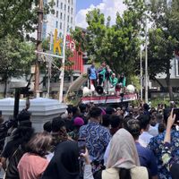 Giliran Gedung DPRD DKI Jakarta Didemo, Tuntut Tunjangan Perumahan Anggota Dewan Dikurangi