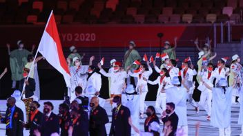 印尼特遣队在东京奥运会开幕式上表演