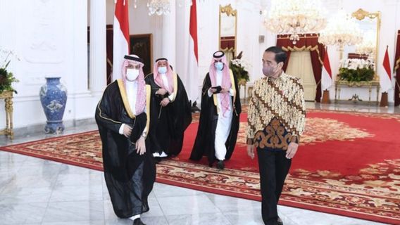 Jokowi Temui Menlu Arab Saudi di Istana Merdeka Bicarakan Haji dan Ekonomi