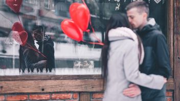 4 种与伴侣一起庆祝情人节的反主流方式