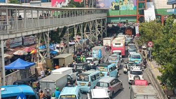Ahead Of Eid, Congestion In Tanah Abang Is Getting Terrible
