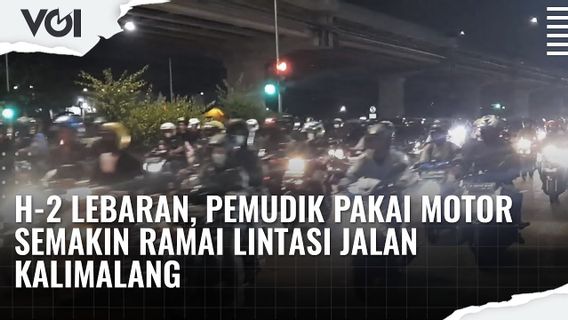 VIDEO: Ahead Of Eid Al-Fitr, Homecoming Using Motorcycles Is Increasingly Crowded Crossing Jalan Kalimalang