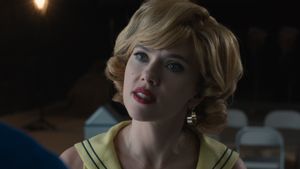 Penggemar Berat, Scarlett Johansson Rela Mati Duluan di Film <i>Jurassic World</i>