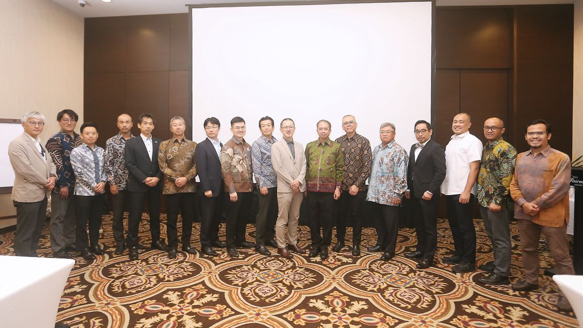 Krane affirme son engagement à accélérer et à progresser le projet de loi de cascade Kayan lors de réunions d’affaires à Jakarta