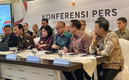 Luhut Ungkap Terdapat Potensi Beli Minyak dari Rusia Lebih Murah