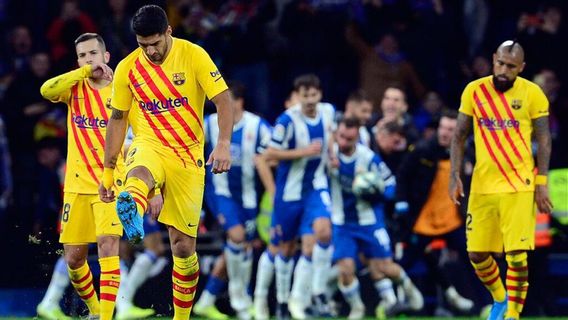 Two Different Interests In The Crucial Catalan Derby