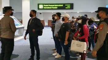 12 Indonesian Citizens Victims Of The Cambodian “Online Scam” Company Arrive In Indonesia