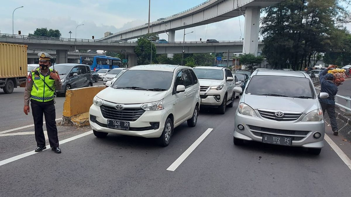 1.2 Million Vehicles Leave Jabotabek Before Christmas, Mostly Trans Java And Bandung Directions