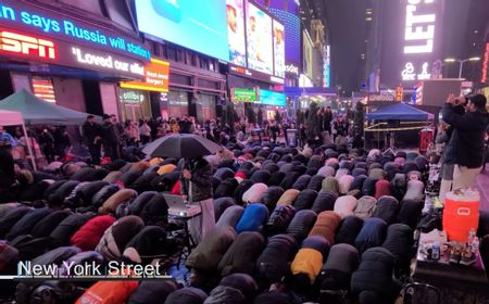 Ramadan 1444 H: Muslim AS Kembali Gelar Buka Puasa dan Salat Tarawih Times Square New York, Ada yang Mengucap Syahadat