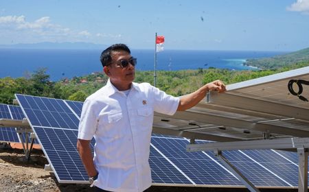 Dukung Percepatan Laju Transformasi Energi Hijau, Moeldoko Tinjau Pembangunan PLTS Hybrid Nusa Penida