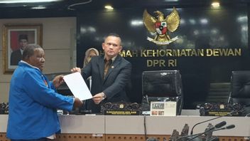 Call The TNI A Group, Effendi Simbolon Reported To The DPR MKD