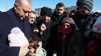 Korban Tewas Gempa Turki Bertambah Jadi 12 Ribu Jiwa, Presiden Erdogan Kunjungi Lokasi Bencana 