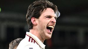 Mikel Arteta Lempar Pujian untuk Declan Rice: Salah Satu Gelandang Terbaik di Dunia