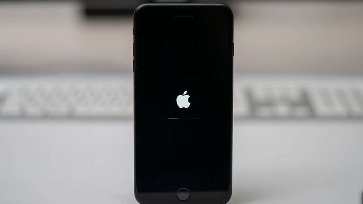 Update iOS 15.2 Bisa Reset iPhone yang Terkunci Tanpa Menghubungkan ke MacBook