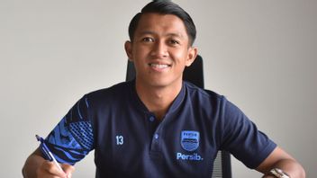 Dapat Kontrak Empat Musim dari Persib Bandung, Febri Hariyadi: Semoga Bisa Berkontribusi Lebih