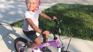 5 Cara Mengajarkan Anak Naik Sepeda dengan Aman