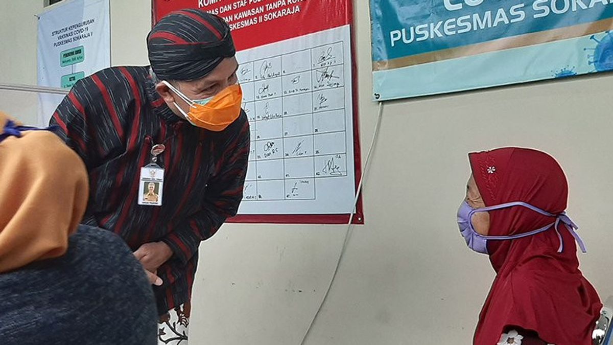 Jokowi Ingin Percepatan Vaksin, Ganjar Pranowo Bilang Kendalanya Stok Vaksin Menunggu Pusat
